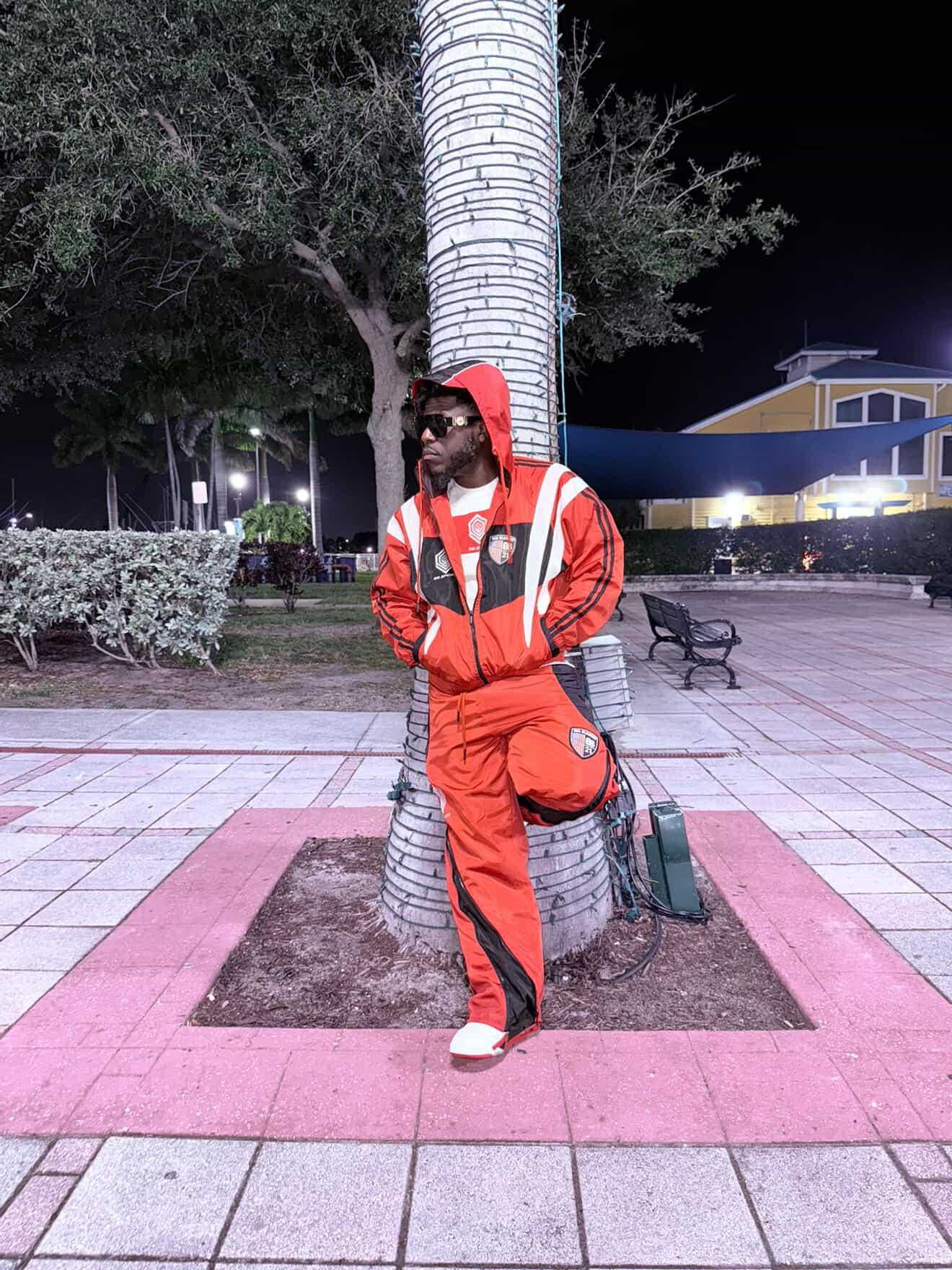 BB Sports windbreaker track suit