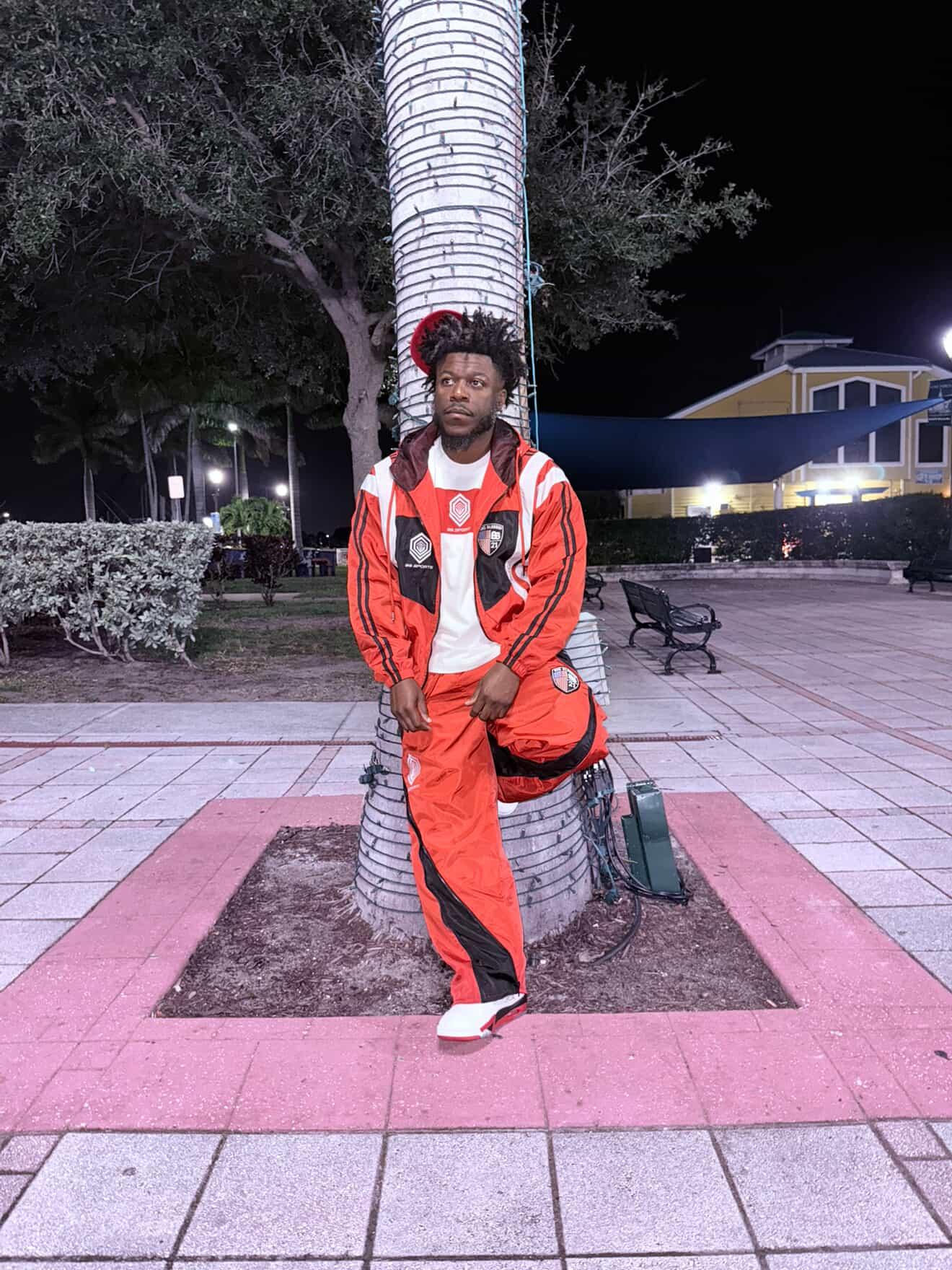 BB Sports windbreaker track suit