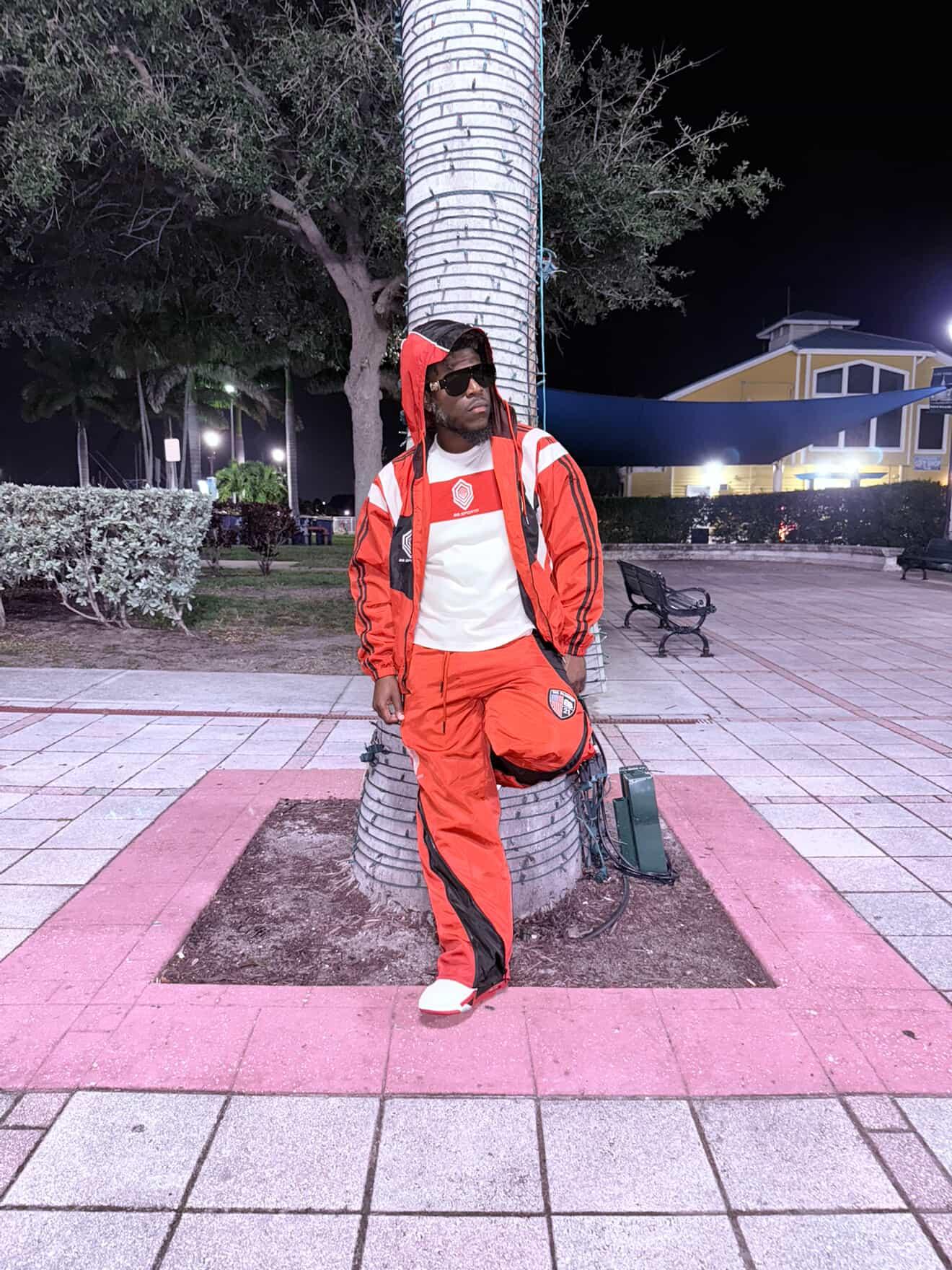 BB Sports windbreaker track suit